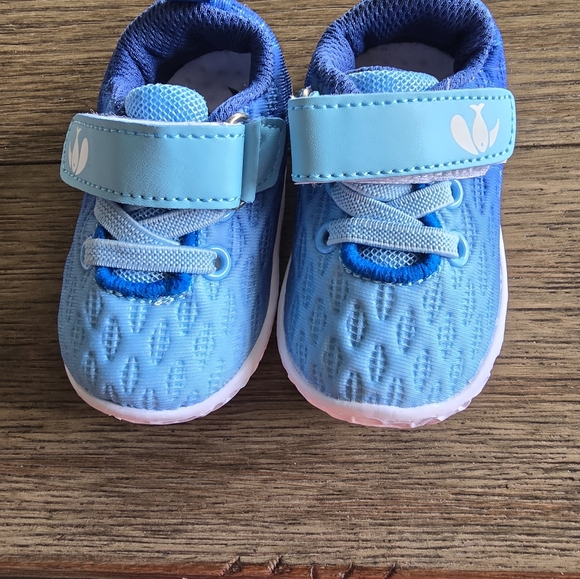 NWT FeetCity baby shoes - Picture 2 of 3